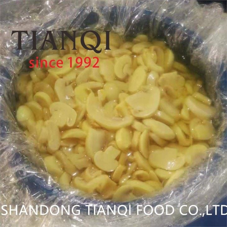 Khaws Mushroom hauv Nruas Los ntawm Hoobkas